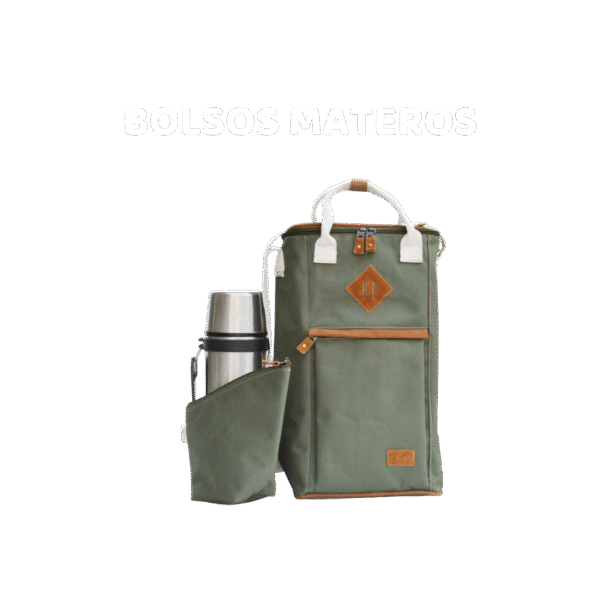 Encuentra la matera ideal para llevar tu equipo de mate donde vayas. Con diseños prácticos y resistentes, nuestras materas ofrecen el espacio perfecto para transportar bombillas, yerberos, y mucho más, manteniendo todo seguro y accesible