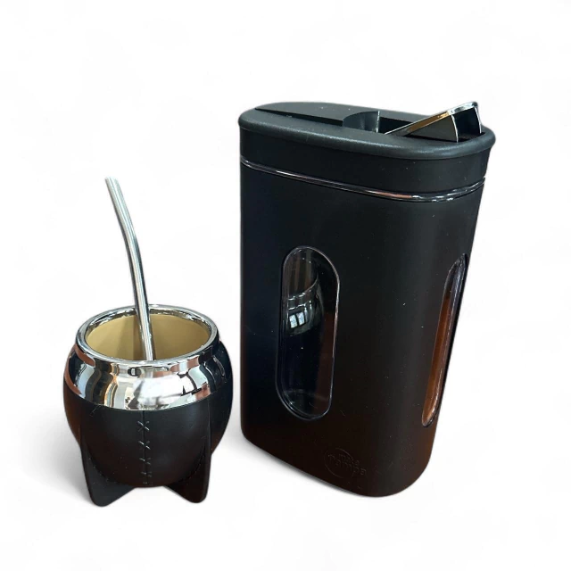 KIT PAMPA MATE + YERBERO + BOMBILLA - Imagen 4